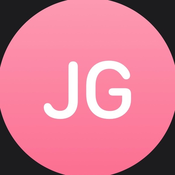 Meet your Posher, Julia - Picture 1 of 1